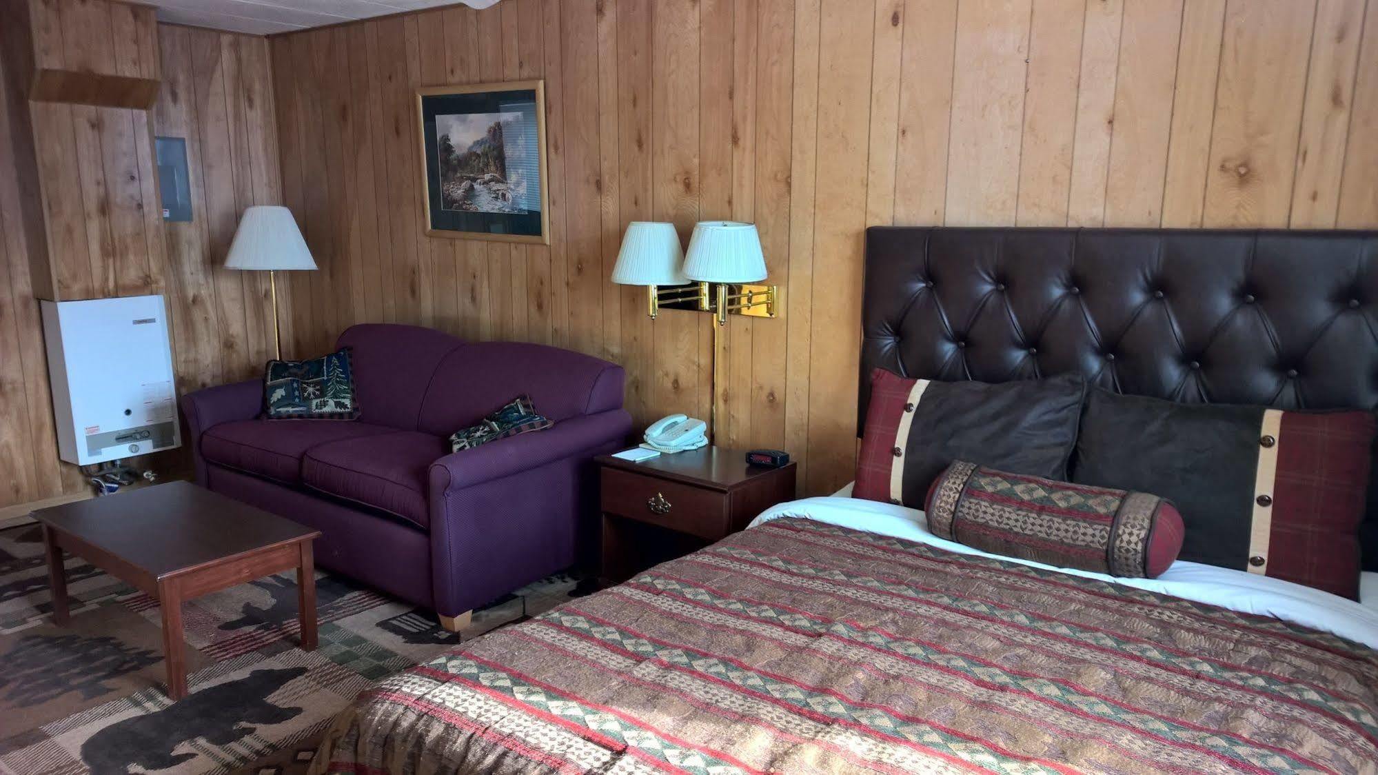 Totem Hotel And Suites Valdez Dış mekan fotoğraf